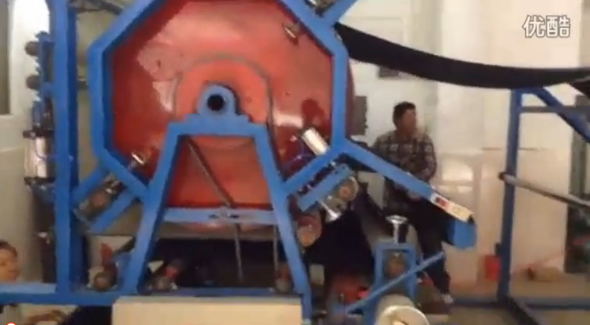 泡棉贴合机|布料贴合机|PET膜爱游戏手机官网网页版入口-爱游戏(中国)机操作视频