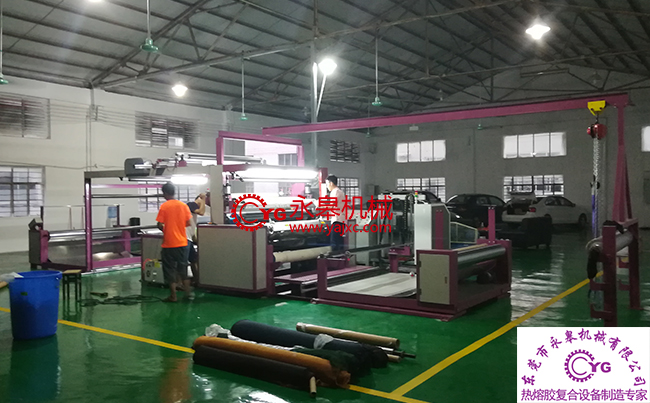 PUR热熔胶爱游戏手机官网网页版入口-爱游戏(中国)机客户现场